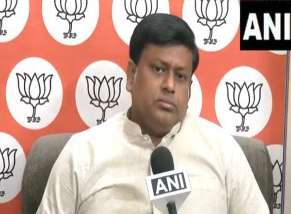 India News | Union Minister Sukanta Majumdar Slams Hindu Priest's Arrest in Bangladesh, Demands His Immediate Release