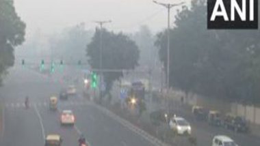 India News | Delhi's AQI Improves from 'severe' but Remains in 'very Poor', Residents Battle with Eye Irritation, Breathing Difficulties