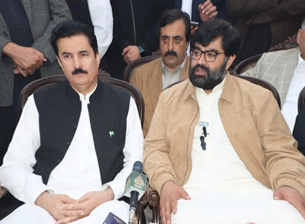 World News | Pakistan: Awami National Party Chief Calls for Banning Political Parties Inciting Violence