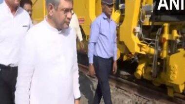 India News | Railway Minister Ashwini Vaishnaw Visits Training Unit of Plasser India in Vadodara