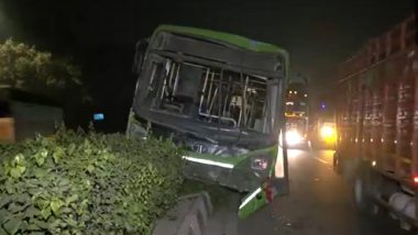 DTC Bus Accident: Uncontrollable Delhi Transport Corporation Bus Hits Person and Police Constable in Civil Lines Area (Watch Video)