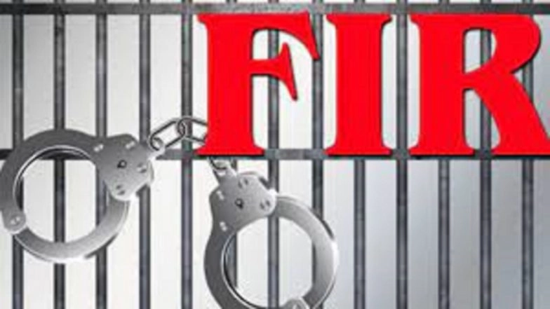 Ranchi: 2 Bike-Borne Assailants Intercept Petrol Pump Employee on His Way To Bank, Loot INR 14 Lakh in Broad Daylight in Kathitand, FIR Registered
