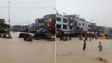 Indonesia Floods: At Least 20 Killed As Landslide, Flash Flood Displace Thousands; Videos Show Vehicles Stuck in Flood Waters