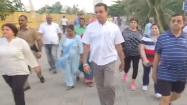 Worli Assembly Elections 2024: Shiv Sena MP Milind Deora Interacts With Locals During Morning Walk in Mumbai Ahead of Vidhan Sabha Polls in Maharashtra (Watch Video)