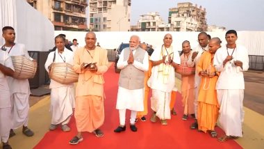 PM Narendra Modi Receives Special Welcome From ISKCON Volunteers at Panvel in Maharashtra’s Raigad (Watch Video)