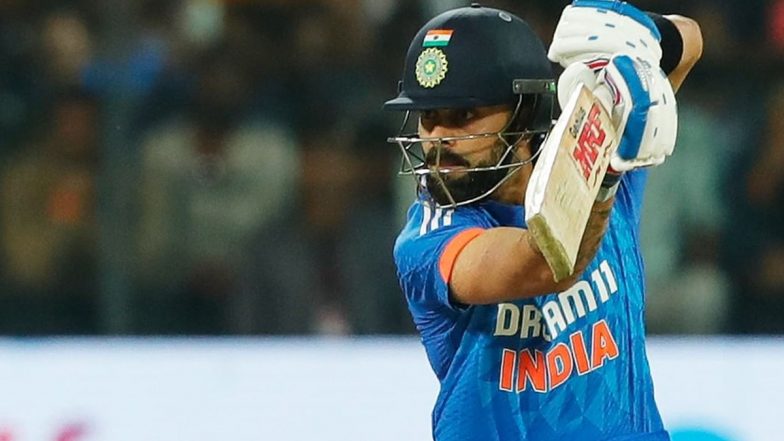 Fans Sing 'Happy Birthday' Song for Virat Kohli During Promotional Event, Indian Cricket Team Star Appreciates Heartwarming Gesture (Watch Video)