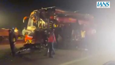 Aligarh Road Accident: 5 Killed, Several Injured in Bus-Truck Collision on Yamuna Expressway in Uttar Pradesh (Watch Videos)