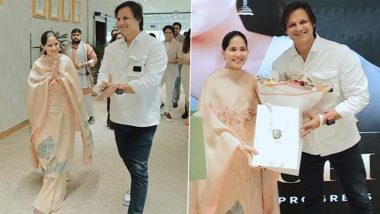 ‘Thank You for Gracing Us With Your Presence’: Vivek Oberoi Meets Motivational Speaker Jaya Kishori in Dubai (Watch Viral Video)