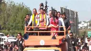 Maharashtra Cabinet Expansion: CM Devendra Fadnavis Holds Roadshow in Nagpur Ahead of Cabinet Meeting (Watch Video)