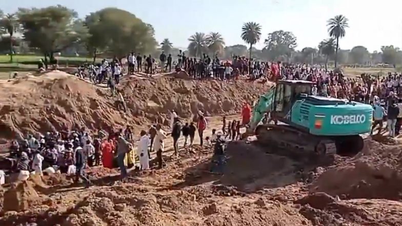 Dausa: 5-Year-Old Boy Trapped in Borewell, Rescue Operation Underway in Rajasthan (Watch Video)