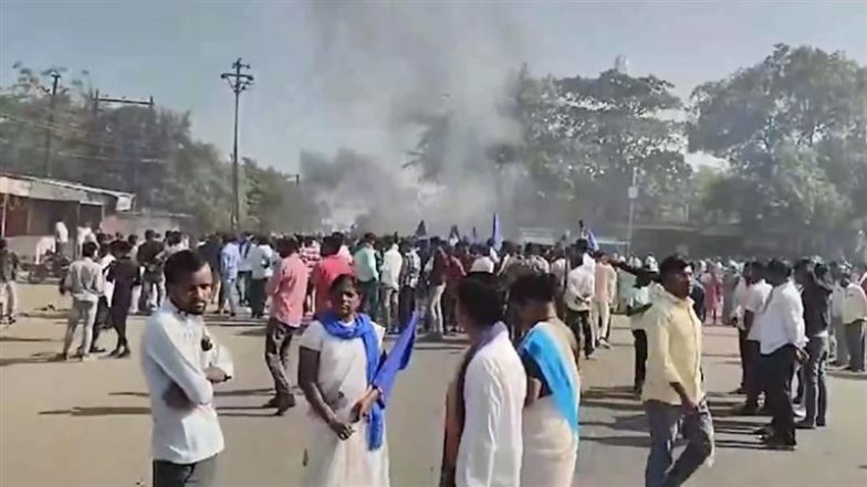 Parbhani Riot: Violence Breaks Out in Maharashtra Town After Man Tears Constitution Replica Placed in Front of BR Ambedkar Statue, Videos of Vandalism Surface