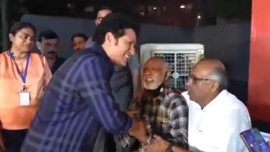 Sachin Tendulkar Meets Childhood Friend Vinod Kambli, Unveil Iconic Cricket Coach Ramakant Achrekar Memorial in Mumbai (Watch Video)