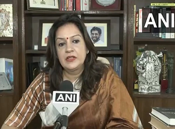 India News | Priyanka Chaturvedi Urges Modi and Jaishankar to Address Rising Violence Against Hindus in Bangladesh