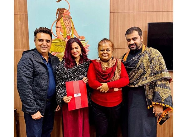 Business News | Shalini Singh Set to Debut as Poet with Om Books International on World Poetry Day 2025