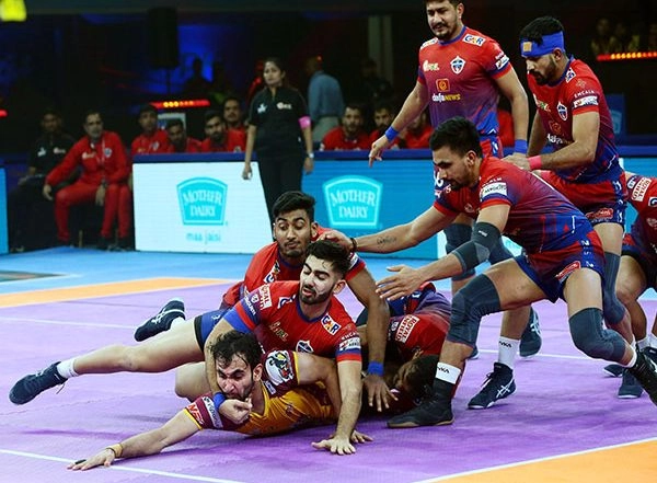 Sports News | Gagan Gowda Stands Tall as UP Yoddhas Come from Behind to Defeat Telugu Titans in Close Contest