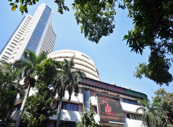 Business News | Indian Markets Make Substantial Gains from Day's Low in Anticipation of Rate Cut by RBI: Experts