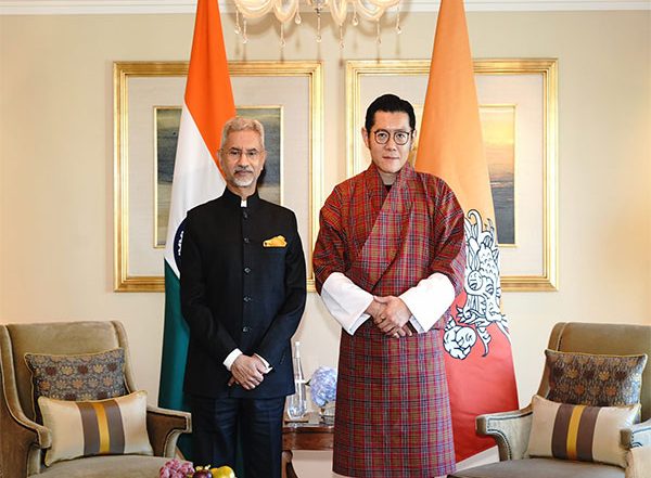 EAM S Jaishankar Calls on Bhutan King Jigme Khesar Namgyel Wangchuck, Assures India's Full Support for Development Goals