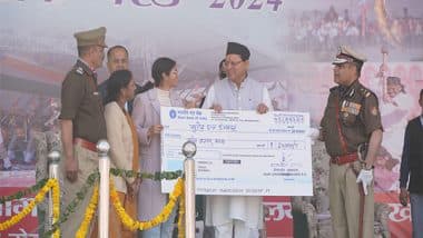 India News | Uttarakhand CM Dhami Presents Scholarship to Meritorious Children of Home Guards