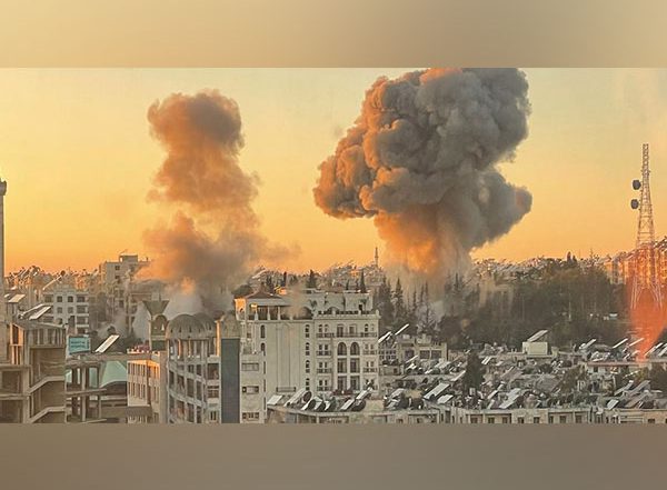 World News | Syrian Government Forces Withdraw as Rebels Advance Towards Damascus