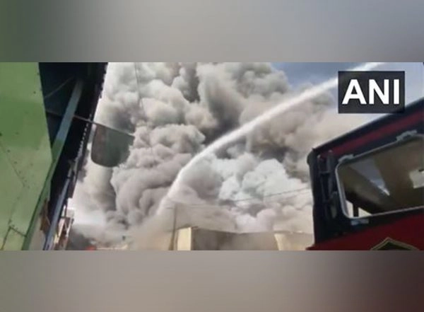 India News | Maharashtra: Fire Breaks out at Scrap Godown in Pune