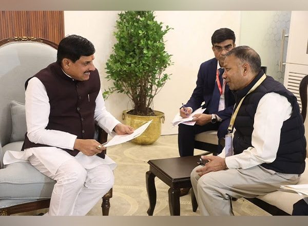 Business News | Madhya Pradesh Paves the Way for Textile Revolution with Trident Group's New Investment Plans