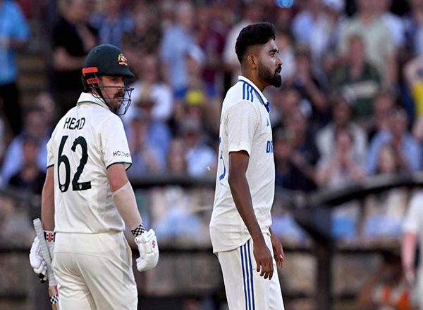 Sports News | Siraj, Head Penalized for Spat During Pink-ball Test Between Australia, India