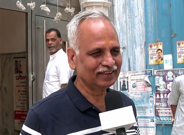 India News | AAP Leader Satyendar Jain Files Defamation Case Against BJP MP Bansuri Swaraj