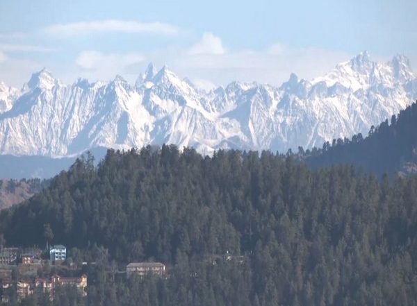 India News | HP: Cold Intensifies After Fresh Snowfall in Shimla, Nearby Areas; Locals Face Daily Challenges