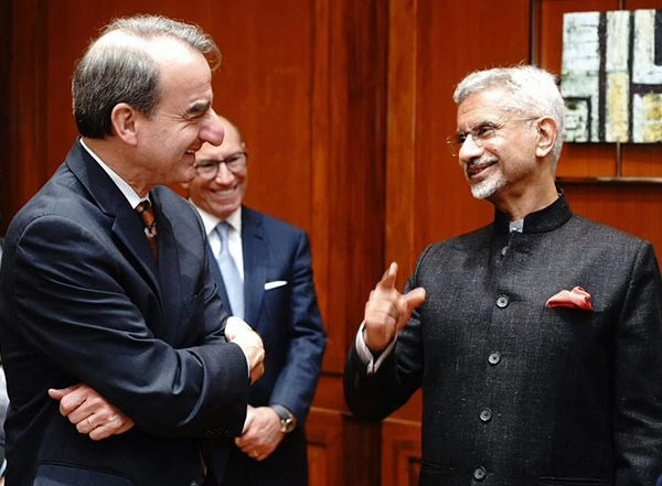 World News | EAM Jaishankar Meets American Jewish Committee, Discusses India-US Ties, West Asia Developments