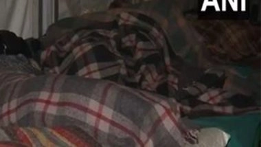 India News | Delhi Feels the Winter Chill as Temperature Dips to 5.6 Degrees Celsius