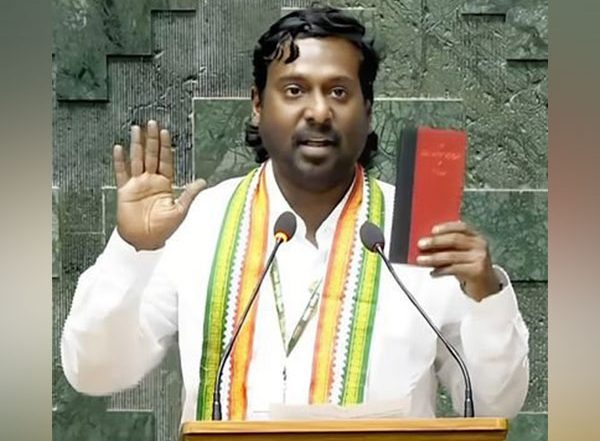 India News | Congress MP Vijay Vasanth Gives Notice to Move Adjournment Motion