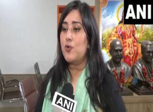 India News | Court Issues Notice to BJP MP Bansuri Swaraj in a Civil Defamation Suit Filed by Satyendra Jain