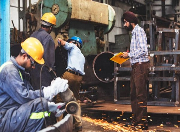 Business News | Industry Body PHDCCI Proposes Nine-point Strategy to Boost Industrial Growth in States