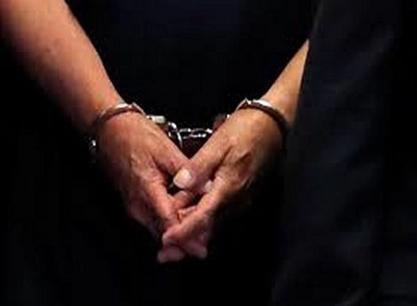 World News | Pakistani Government Arrests 30 Social Media Activists for Spreading 'propaganda'