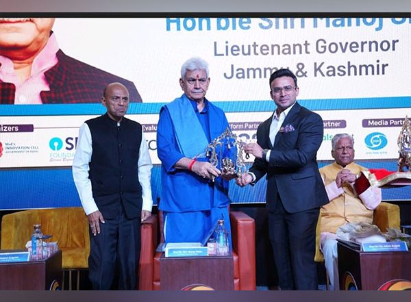Business News | LG Manoj Sinha Addresses Young Innovators at Grand Finale Smart India Hackathon 2024 at Galgotias University