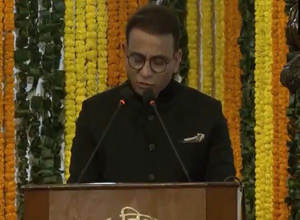 India News | Raghuvinder Shokeen Takes Oath as Delhi Minister, Replaces Kailash Gahlot