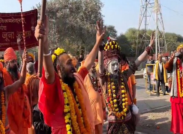 India News | Uttar Pradesh: Saints, Nagas of Juna Akhada to Enter Kumbh Area in Prayagraj Today