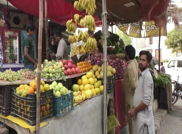 World News | Pakistan: Karachi Residents Struggle as Soaring Inflation Drives Up Cost of Basic Necessities
