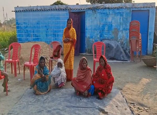 India News | 'Want to See My Son's Face Again': Families Mourn Death of Two Bihar Youths in Manipur