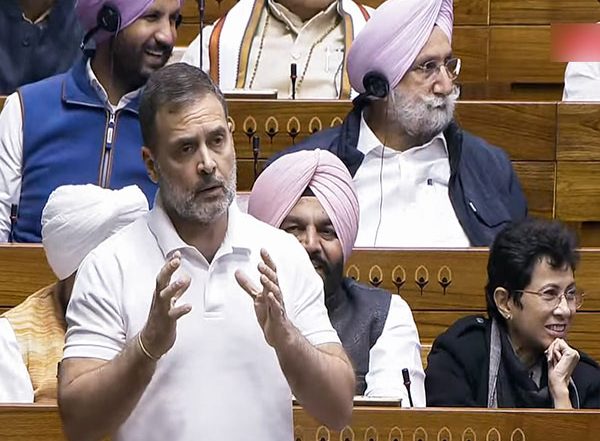 India News | Rahul Gandhi Urges EAM Jaishankar to Take Up Arrest of Indian Fishermen Issue During Sri Lankan President Dissanayake's Visit