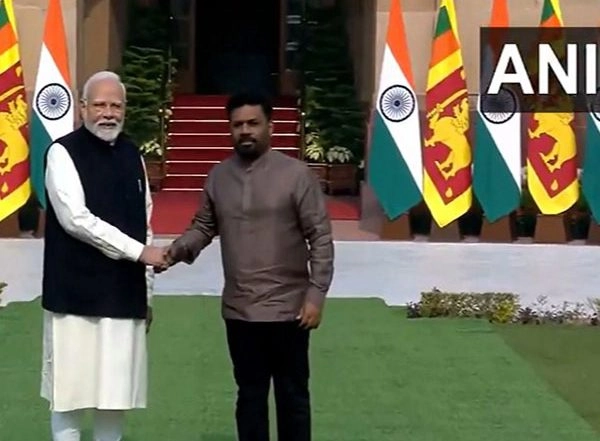 World News | PM Narendra Modi, Sri Lankan President Anura Kumara Dissanayake Meet in Delhi