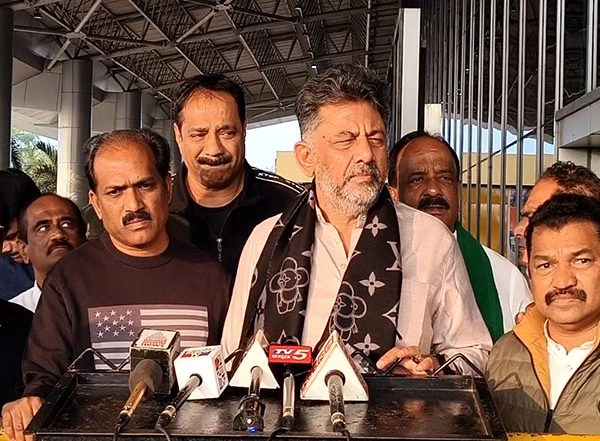India News | Anwar Manippady is Making a U-turn Due to Political Pressure: Karnataka DCM DK Shivakumar