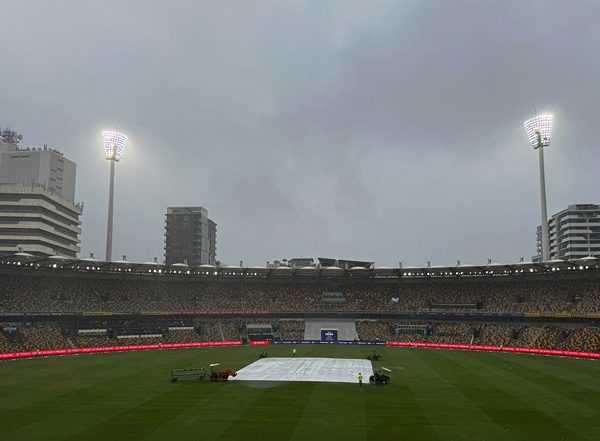 Sports News | Brisbane Test: Rain Stalls Play in Third Session of Day 3; India Still Trail Australia by 394 Runs