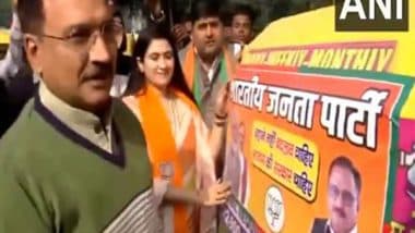 India News | Delhi BJP President Sachdeva Interacts with Auto Drivers in National Capital