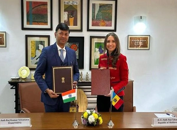 World News | India, Moldova Sign MoU on Exchange of Information on Training Programmes for Diplomats