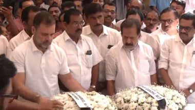 India News | Kerala: Rahul Gandhi Pays Last Respects to PP Madhavan, Longtime Personal Aide of Sonia Gandhi