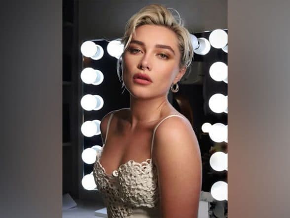 Entertainment News | Florence Pugh Critiques Beauty Standards, Challenges Industry Stereotypes | LatestLY