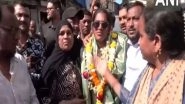 Sports News | Gujarat Giants Star Simran Shaikh Receives Grand Welcome in Dharavi