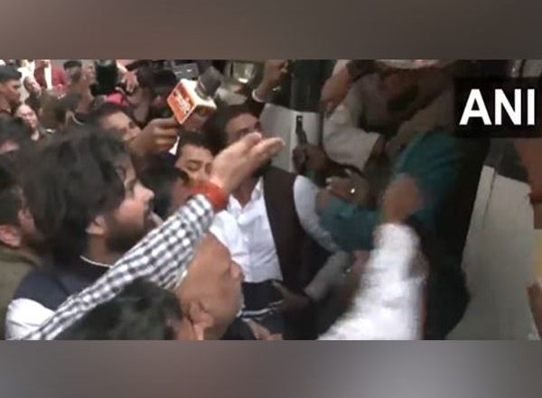India News | Lucknow: UP Congress Chief Ajay Rai Detained for Protesting Against State Govt