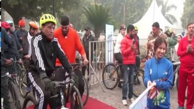 India News | Union Minister Mansukh Mandaviya Participates in 'Fit India Sunday on Cycle' Initiative with CRPF and ITBP Personnel